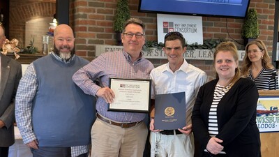 Group photo at luncheon
