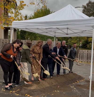 Group groundbreaking at Oxford lot