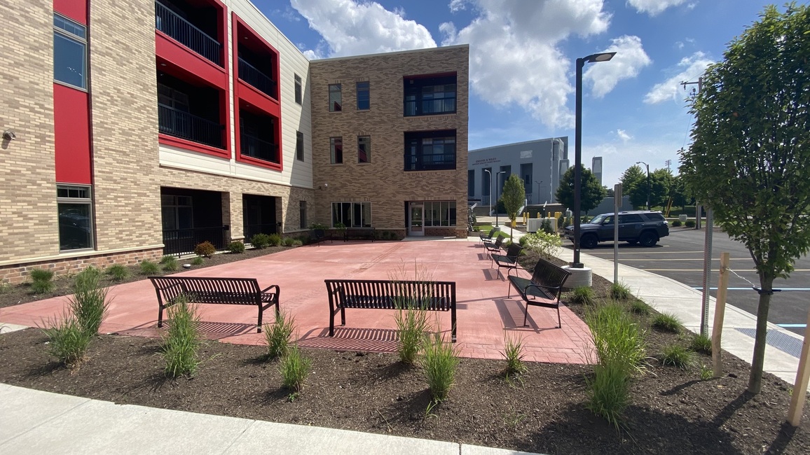 People Inc. Jefferson Avenue Apartments: Exterior 3