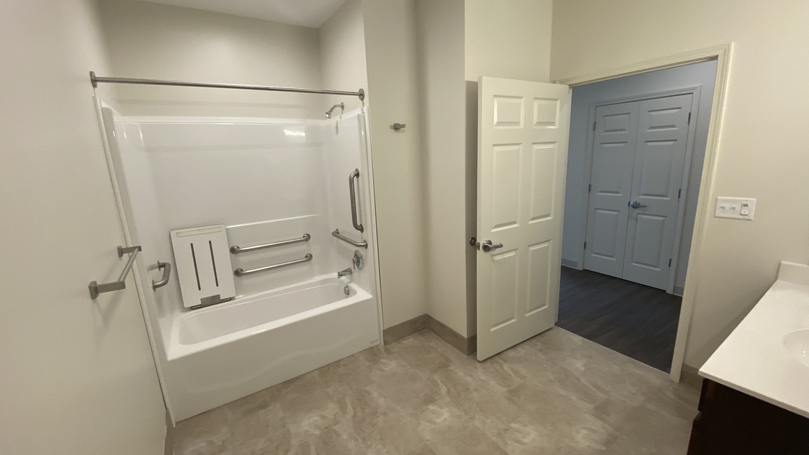People Inc. Jefferson Avenue Apartments: Accessible Bathroom